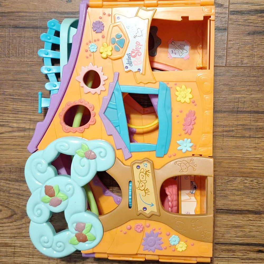 Littlest Pet Shop Orange Clubhouse Tree